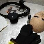 При извършените обиски са били иззети маски, щанги, 15 000 лева, отвертки