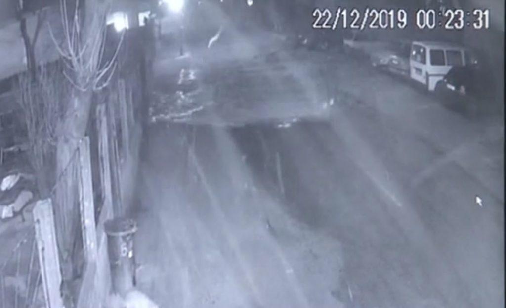 Падане на покривна конструкция