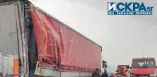 Верижна катастрофа на АМ Тракия край Вакарел