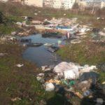 Боклуци в парка в кв. Меден рудник