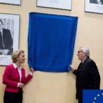 Жан-Клод Юнкер предаде председателския пост на Урсула фон дер Лайен