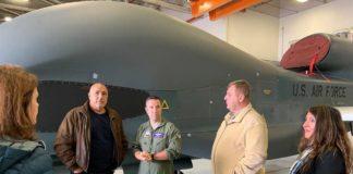 Бойко Борисов самолетоносач