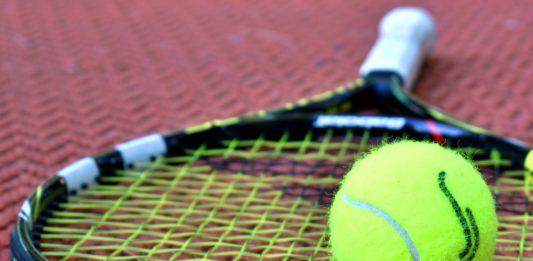 Тенис ракета