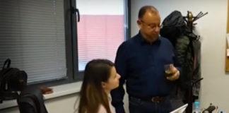 Петър Петев и служителка от неговата фирма