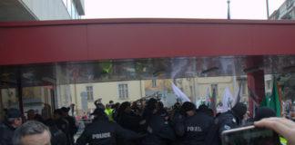 Протест пред МРРБ