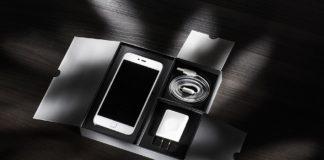 Телефон със зарядно