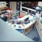 Грабеж на бензиностанция в Труд