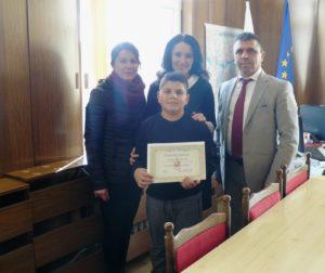 Сердар Мехмед получи почетна грамота от старши комисар Атанас Илков