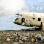 Разбит самолет