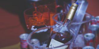 Бутилка с алкохол