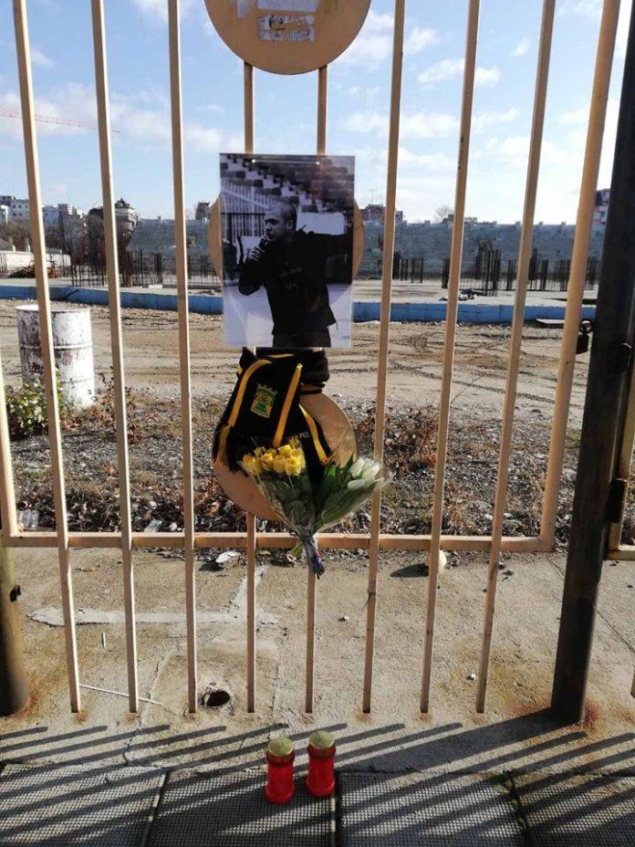 Снимка на Тоско Бозаджийски на Колежа