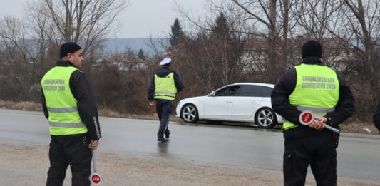 Полиция, проверка, автомобил, пътни полицаи