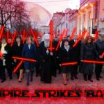 Империята отвръща на удара