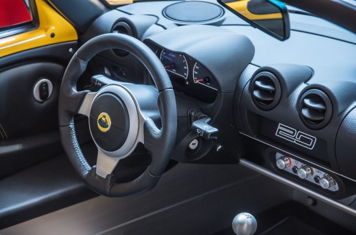 Лотус Елисе