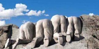 Планината Корумпшънмор