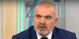 Маноил Манев