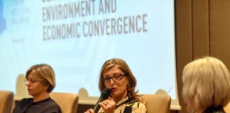 Екатерина Захариева