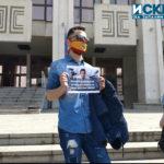 Граждани излязоха пред Съдебната палата в Бургас с искане за справедлив процес за смъртта на Милен Цветков