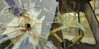 Счупена кола