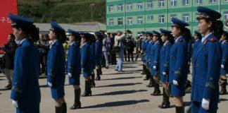 Военни, парад