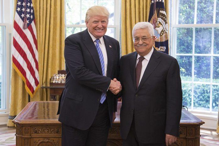 Махмуд Абас и президентът на САЩ Доналд Тръмп