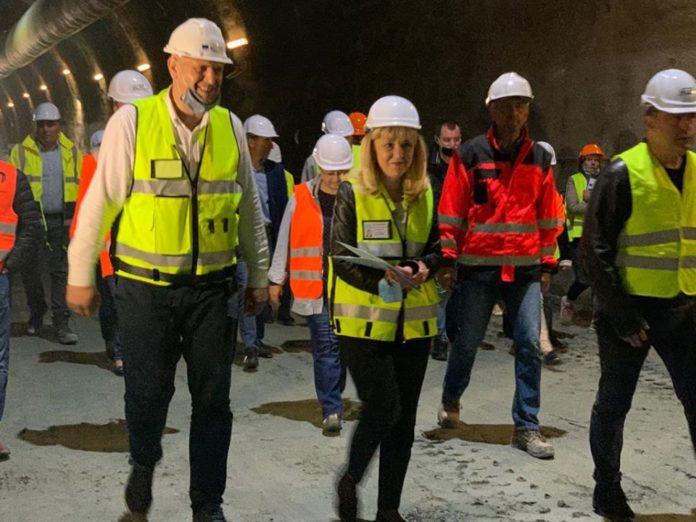 Снимка: Фейсбук, Петя Аврамова