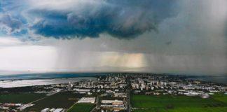 Бургас под бурята