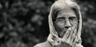 Възрастна дама