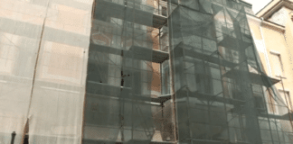 Реставриране на сграда в Русе