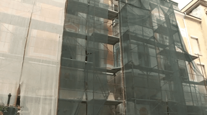 Реставриране на сграда в Русе