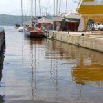 Кафява вода