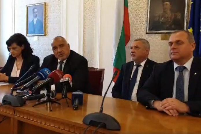 Коалиционните партньори проведоха среща в парламента