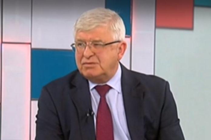 Министър Кирил Ананиев