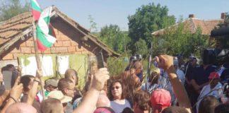 Снимка: Фейсбук, Корнелия Нинова