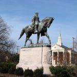 Паметикнът на Робърт Лий