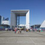 Район La Defense в западен Париж