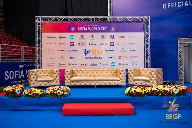 Световната купа по художествена гимнастика