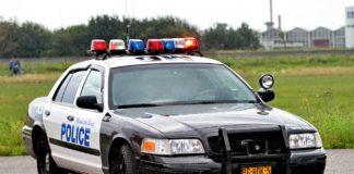 Полицейска кола