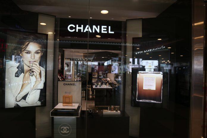 Магазин на 'Chanel