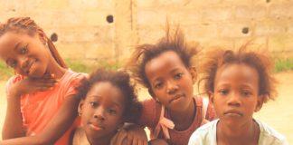 Африкански деца.