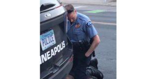 Задържането на Джордж Флойд