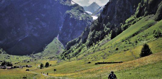 Планинарство, планината