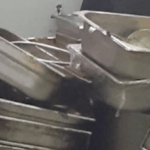 Мръсна кухня