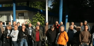 Работници от корабостроителницата в Русе