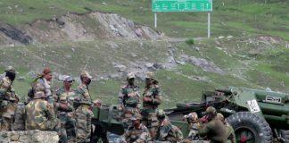 Индийски военни в региона на долината Галуан