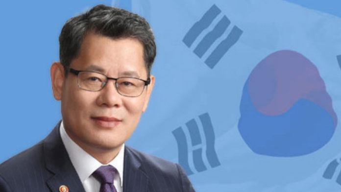 Министър Ким Йон-чул