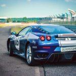 Състезателен автомобил