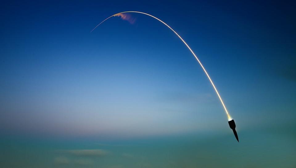 Северна Корея изстреля балистична ракета с малък обсег към морето