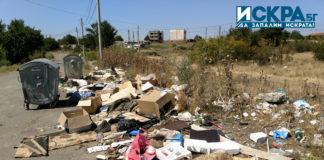 Боклуци в село Дебелт