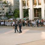 Протестиращи в Бургас
